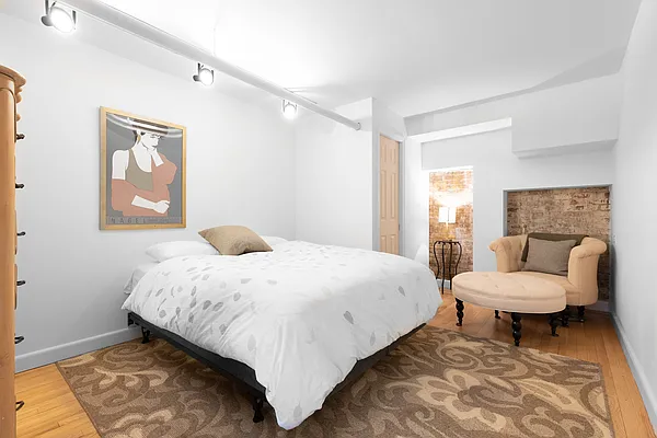 Sold by Douglas Elliman | media 6