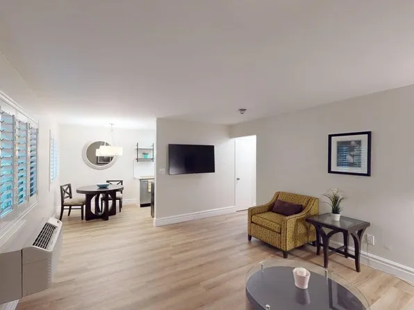 Newly Renovated Corte Madera Two Bedroom with Pool, Elevator, AC, 45 Tamal Vista Blvd #614, Corte Madera, CA 94925