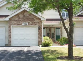 1307 Cranbrook Ct, Schaumburg, IL 60193