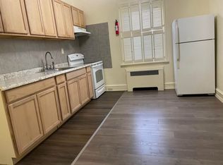 423 W Broad St #2E, Hazleton, PA 18201