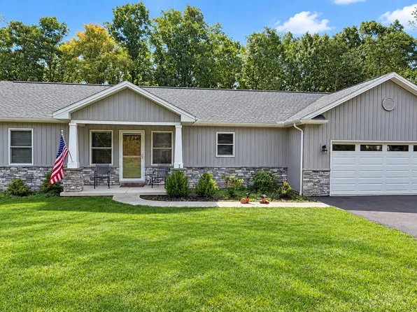 29 Watson Dr, Newport, PA 17074