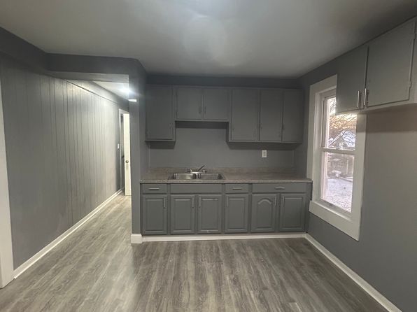 391 Unity Ave #2