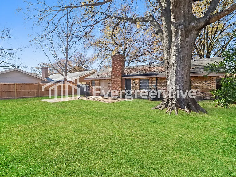 3404 Renault St — Photo 14