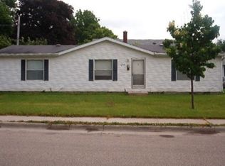 624 N 2nd St, Goshen, IN 46528
