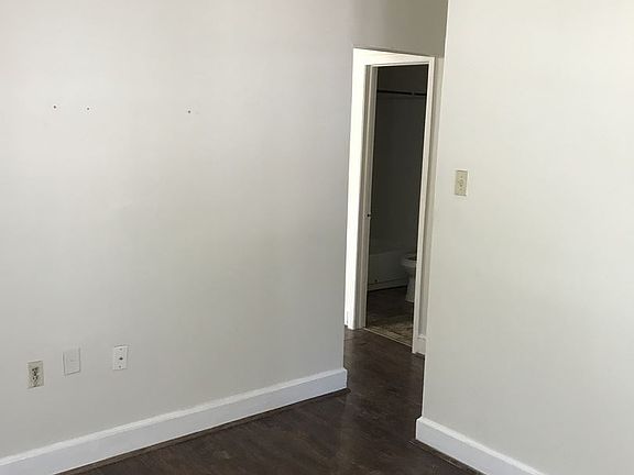 2nd image of 316 N Centre St APT 2