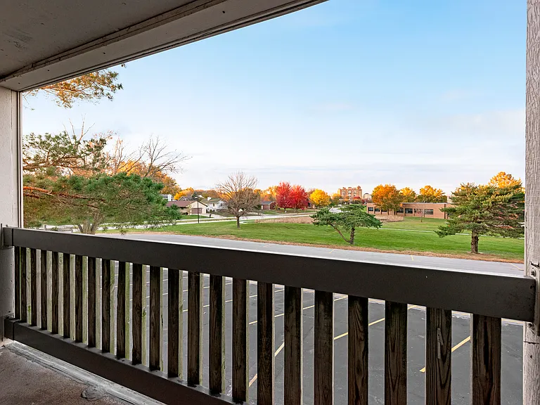 Oakwood Apartments — Photo 61