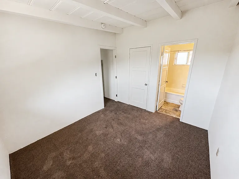 367wall — Photo 10