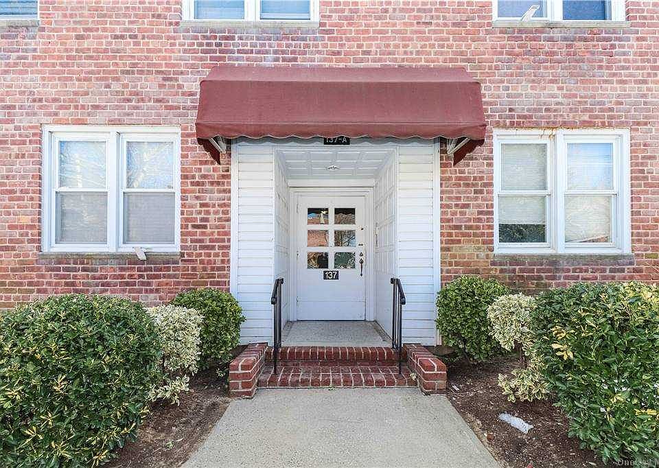 1st image of 137 Smith St APT A21