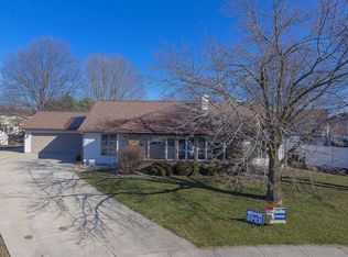 3656 Meadowview Ct, Decatur, IL 62526