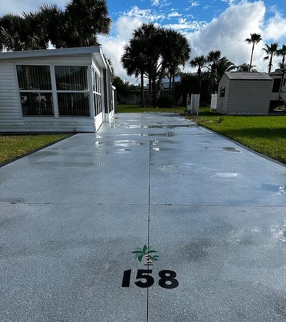 1st image of 158 Plantation Dr #158