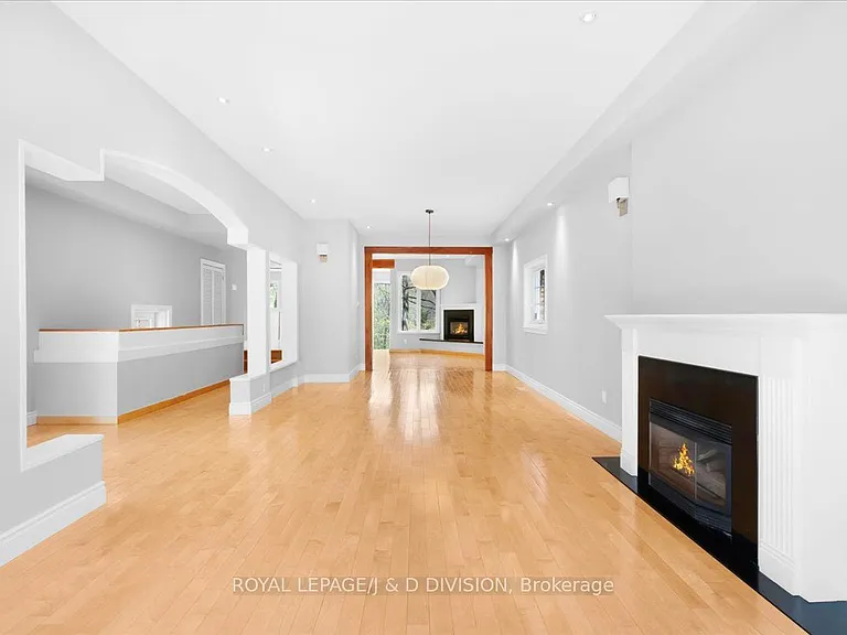 73 Astley Ave — Photo 6
