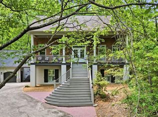 130 Farm Hill Cir, Roswell, GA 30075