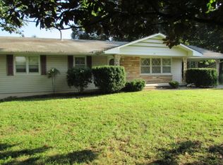 1811 Gibson Ave, West Plains, MO 65775