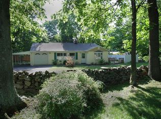 171 W Rocks Rd, Norwalk, CT 06851