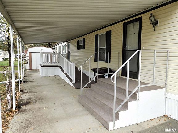 2nd image of 119 Aspen Dr