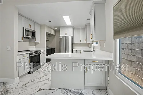1510 E Taro Ln Photo 1 1510 E Taro Ln Photo 1