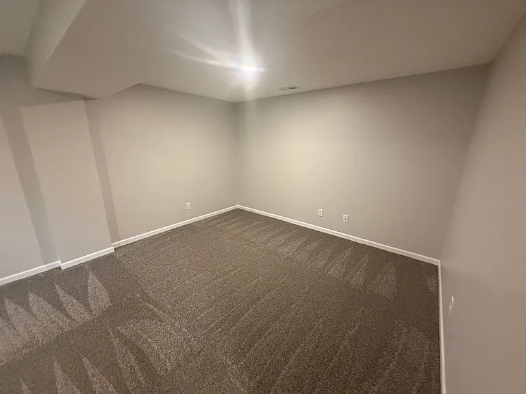 14006 Jennifer Rd — Photo 20