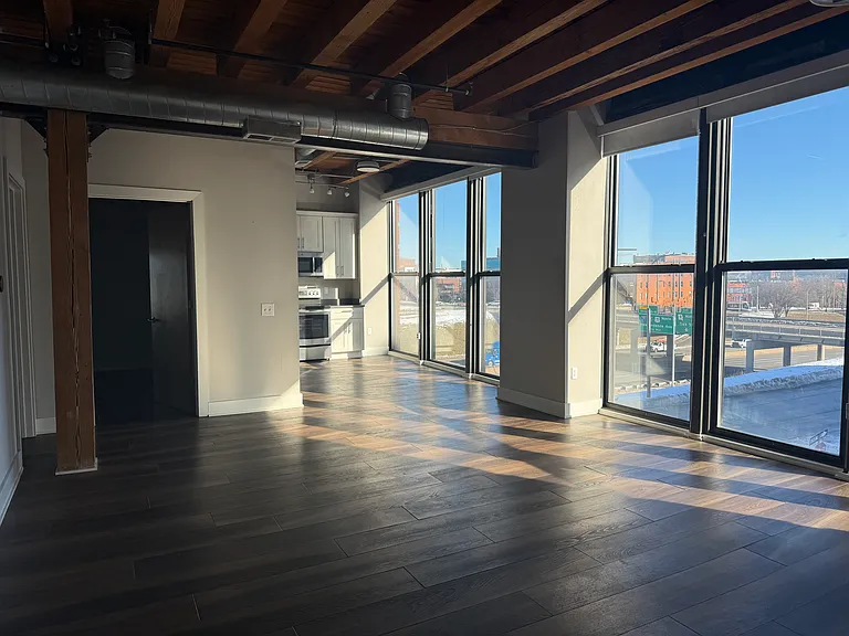 OGGI Lofts — Photo 6