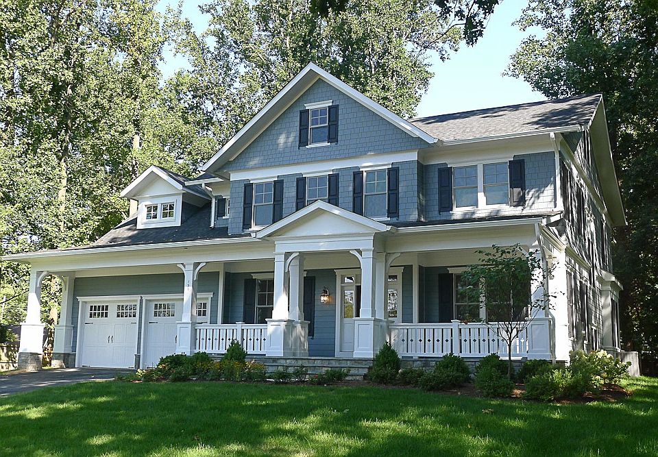1st image of 504 Mashie Dr SE