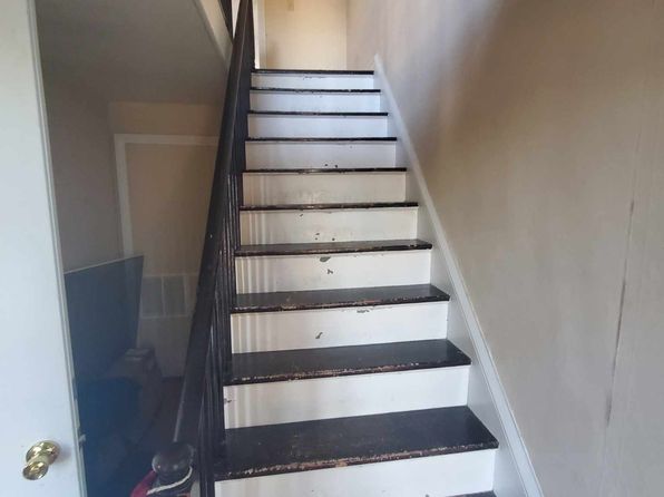 513 Main St #1, Calais, ME 04619