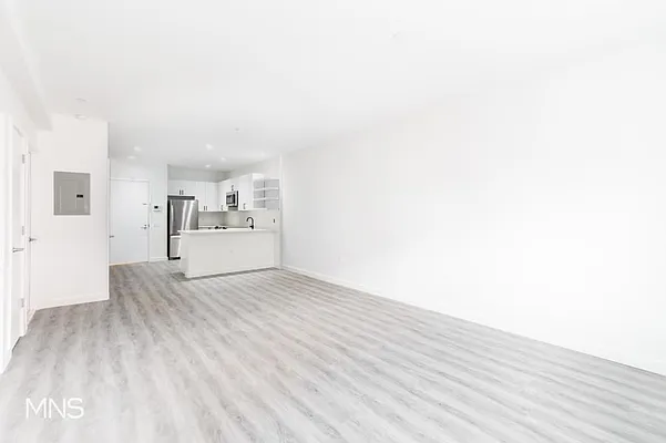 Rented by MNS Marketing | media 2