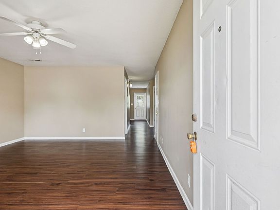 3rd image of 269A Executive Ave