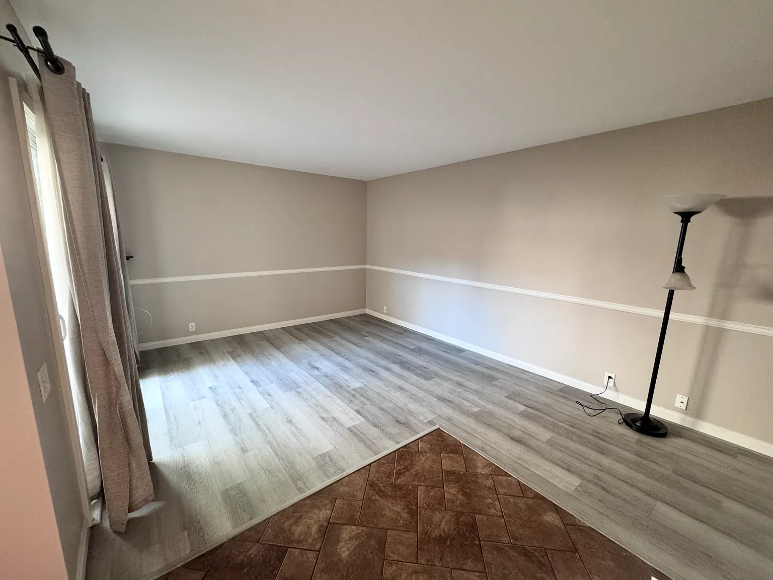 2 bed, 1.5 bath, 1046 sqft, $3,000 — Photo 2