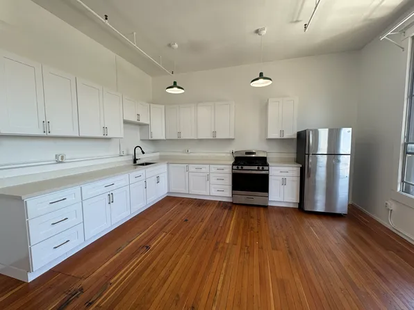 2900 Glascock St #2900D, Oakland, CA 94601