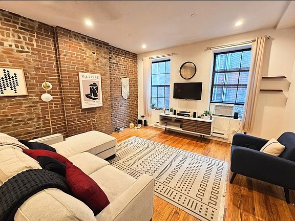 2nd image of 49 Schermerhorn St #3R