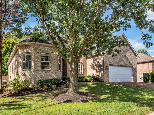 949 Century Oak Dr, Nashville, TN 37211