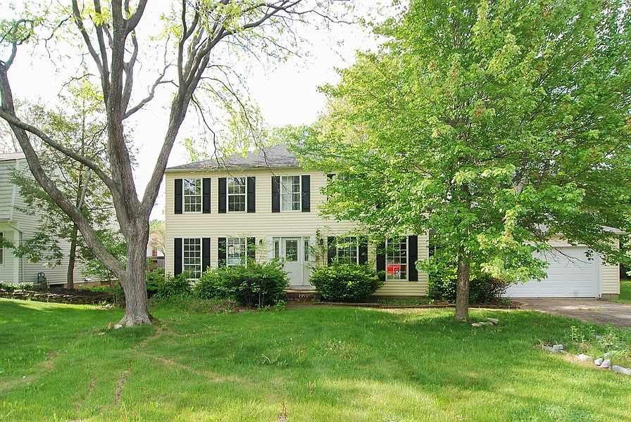 1st image of 16696 Beech Cir
