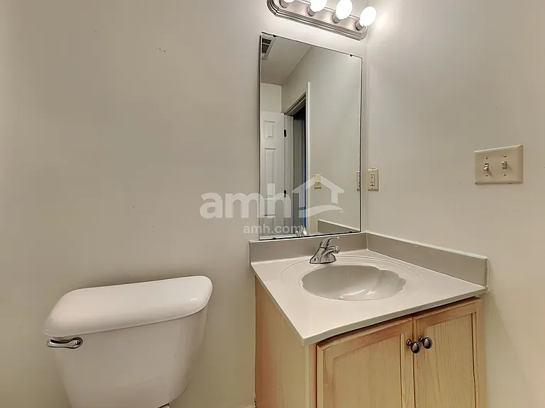 6889 Show Boat Ln — Photo 13