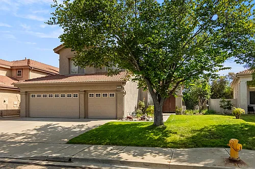 1810 Winterdew Ave Photo 1