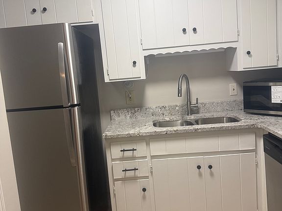 5th image of 4722 Retreat Rd
