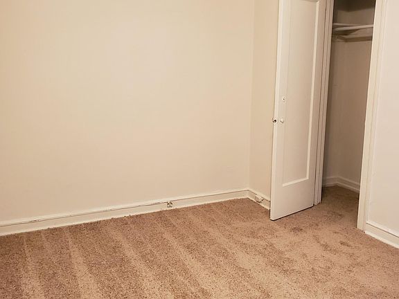 4th image of 2192 N Lincoln Park W #1002