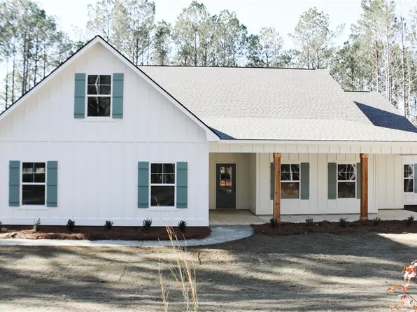 221 Lee Road 355, Valley, AL 36854