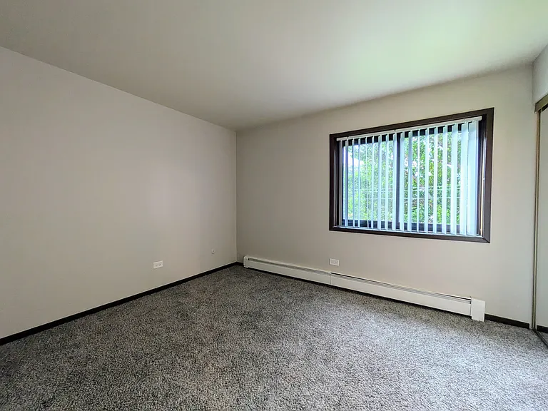 14019 Kilpatrick Ave #3N — Photo 11