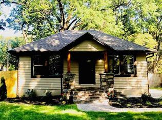 1106 SW Webster Ave, Topeka, KS 66604