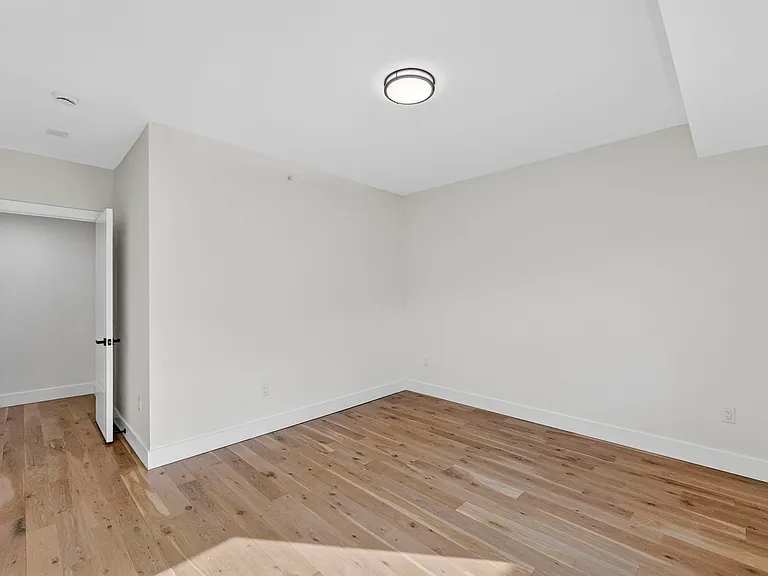 1157 Inwood Ter — Photo 26