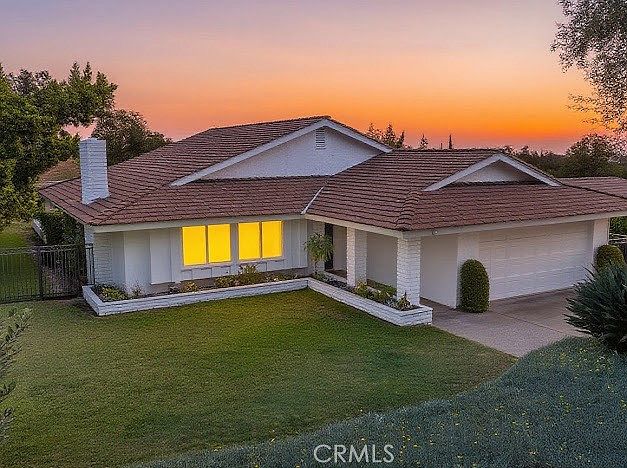 1st image of 1050 Loma Verde Dr