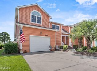 656 Settlers Ln, Kure Beach, NC 28449