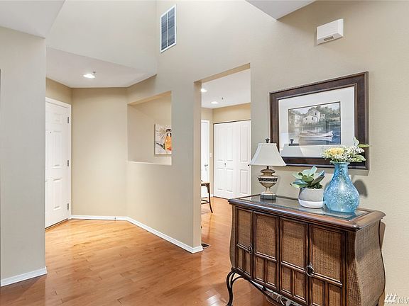 3rd image of 1210 65th St SE Unit 102