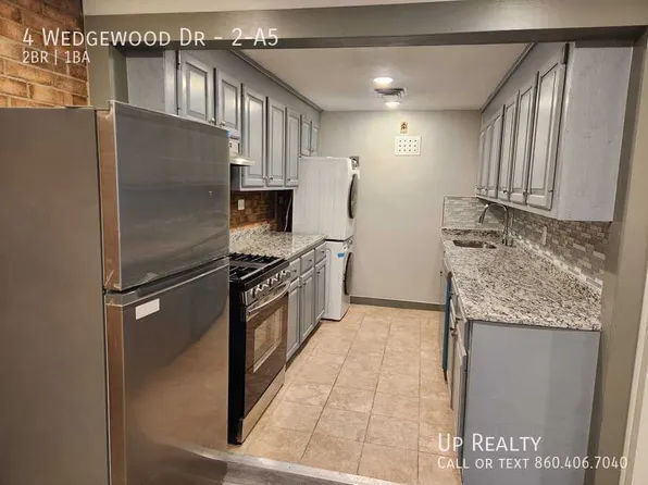 20 Wedgewood Dr #20J, Bloomfield, CT 06002