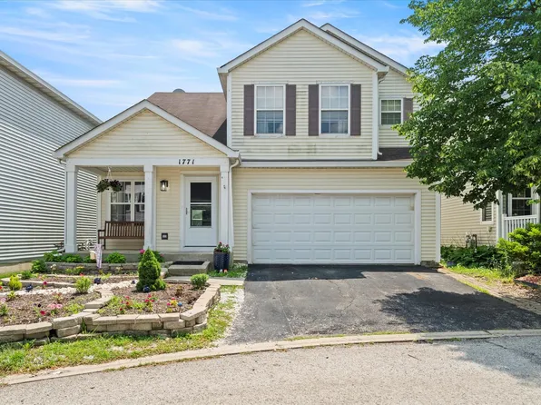 1771 Hickory Park Ln, Aurora, IL 60504