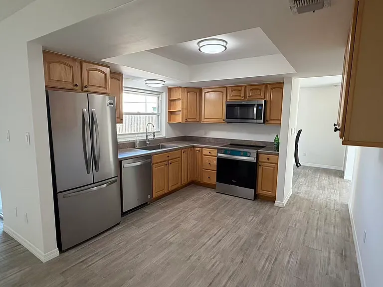 8042 Hook Cir — Photo 12
