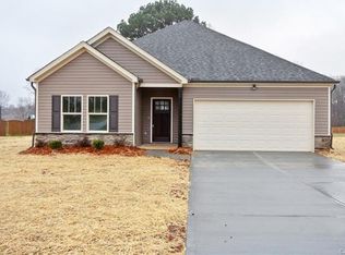 142 Donsdale Dr, Statesville, NC 28625