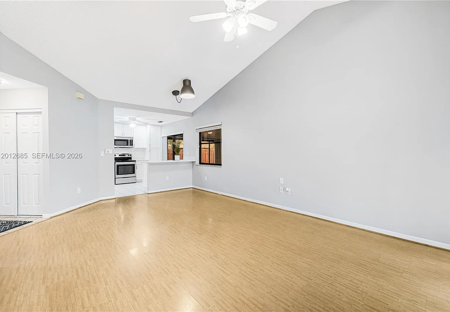 Pembroke Lakes South — Photo 3