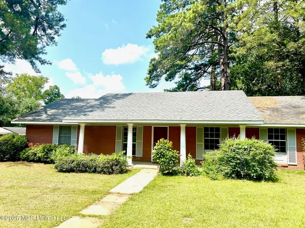 2261 Sloane St, Jackson, MS 39204