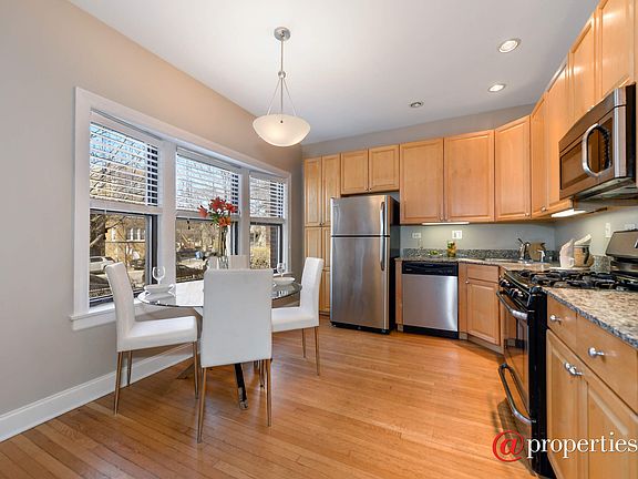 Living Room / Dining Room