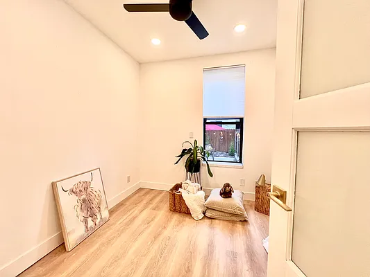 Rented by Douglas Elliman | media 15